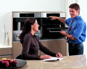 Навчання клієнта користуванню приладом після його встановлення