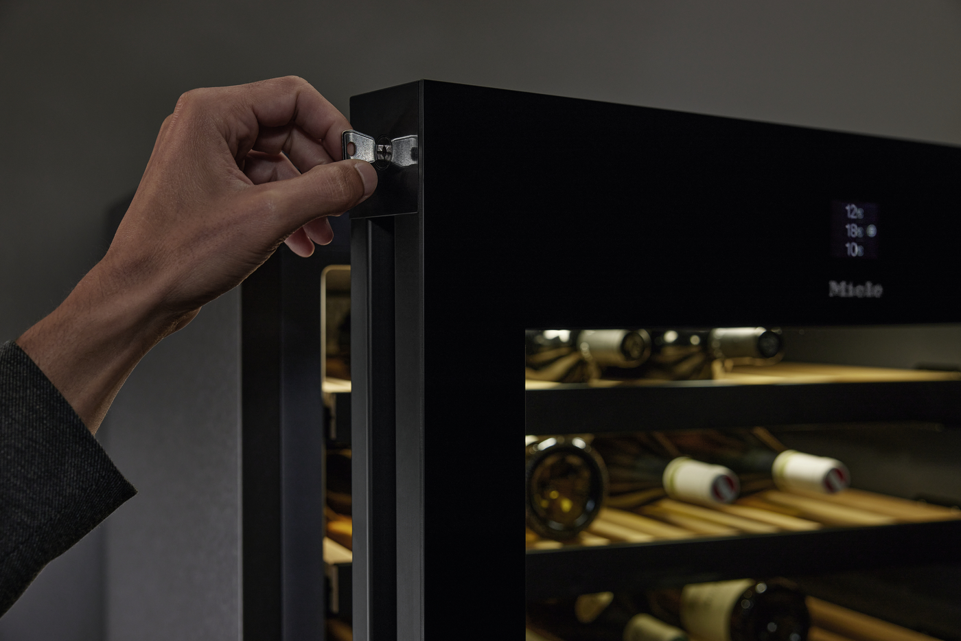 Винний холодильник KWT 4999 F obsw