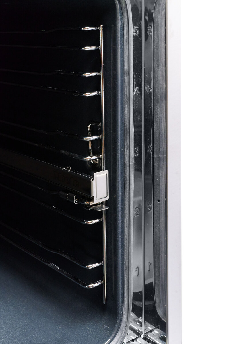 Духова шафа H 7260 B CleanSteel