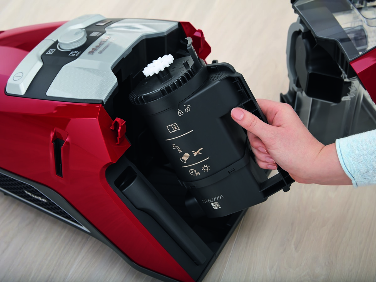 Пилосос SKRF3 Blizzard CX1 мангового-червоний