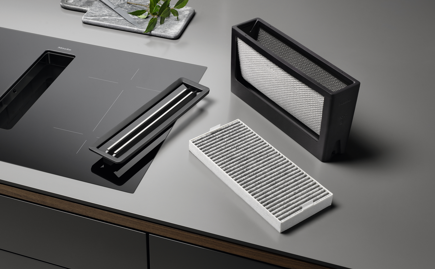 Варильна поверхня з витяжкою KMDA 7473 FL-U