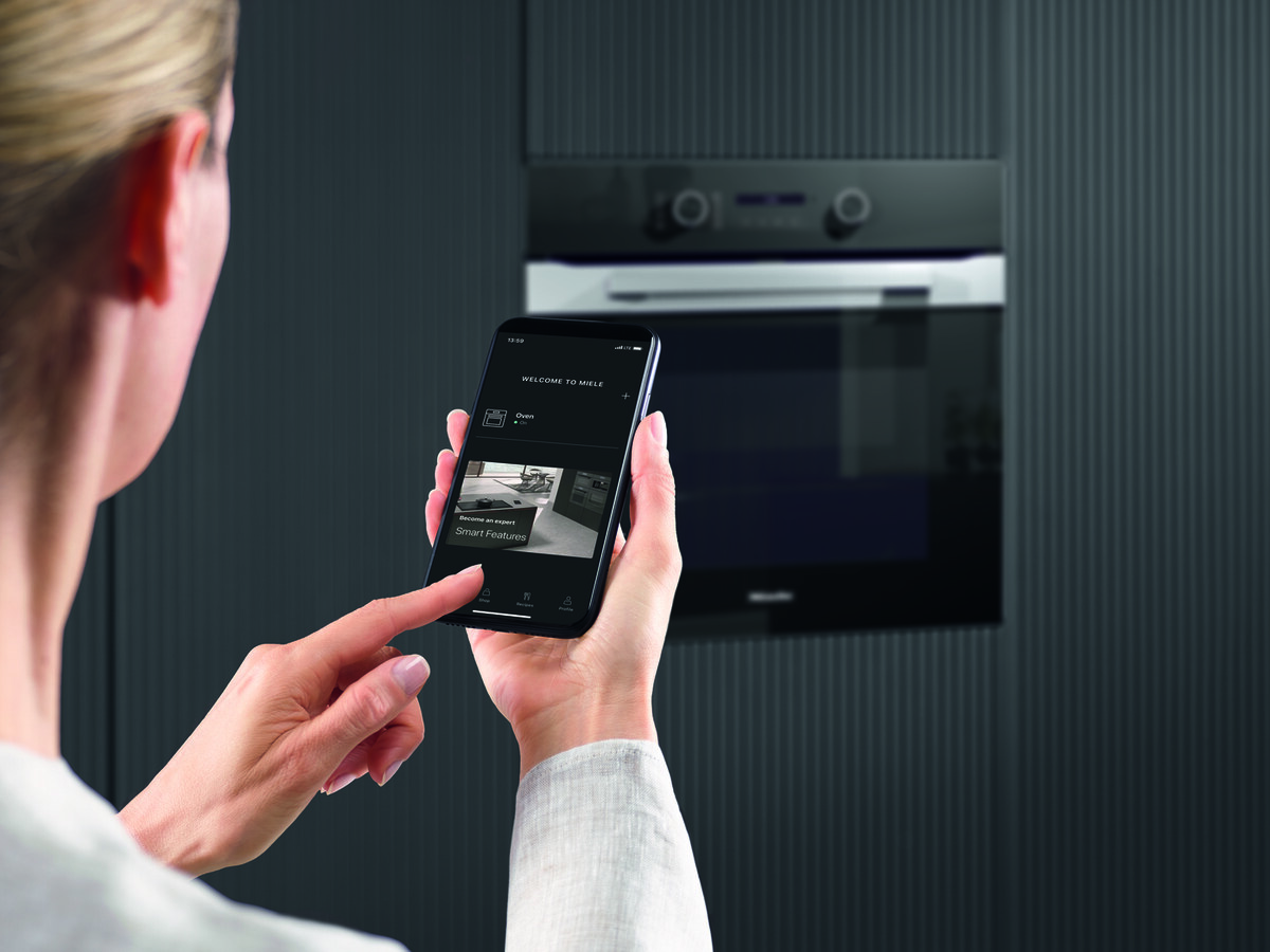 Духова шафа H 2861 B Clean Steel