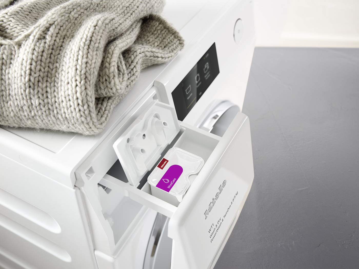 Пральна машина з сушкою WTR 870 WPM