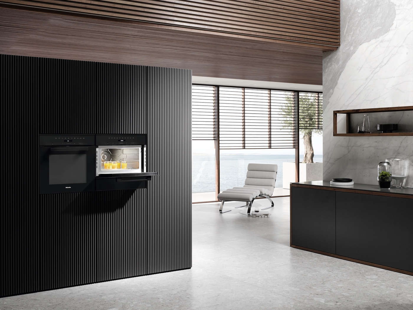 Мікрохвильова піч M 7244 TC OBSW