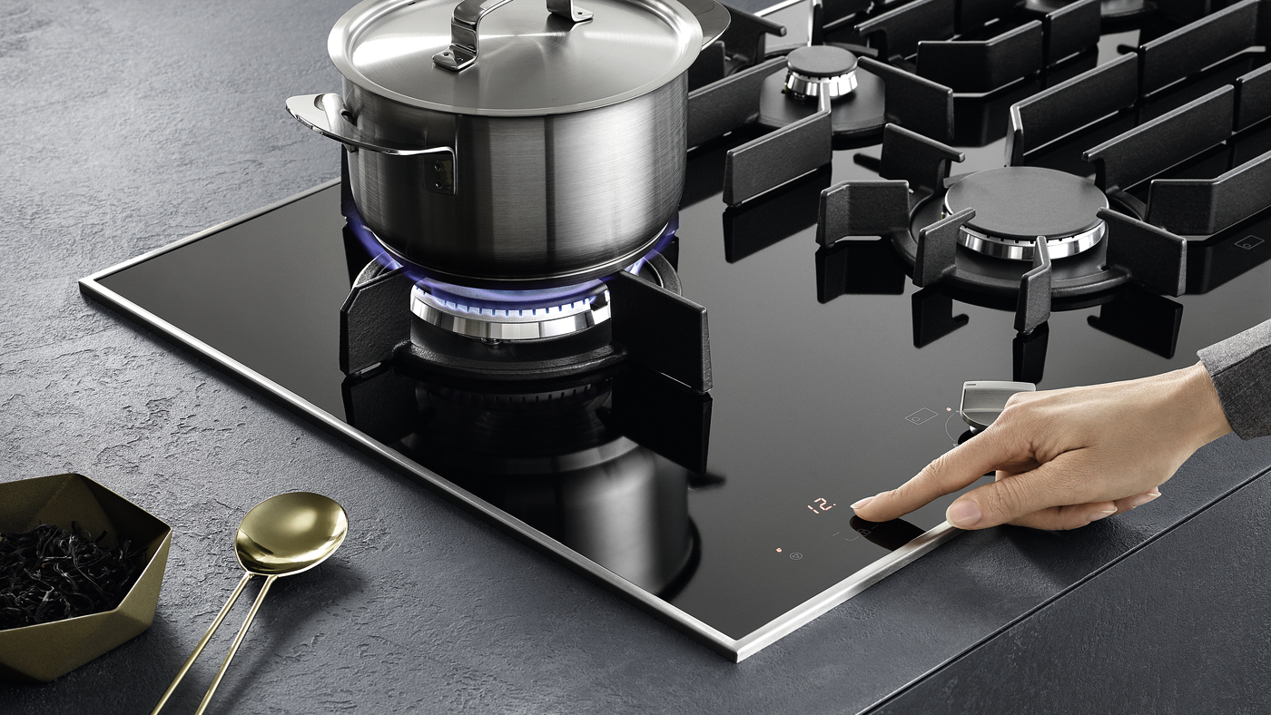 Варильна поверхня KM 3054-1